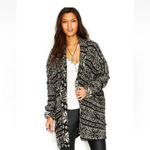 Free People Hidden Snowflake Oversized Cardigan Wool Boho Jacket SIZE XS - Picture 1 of 8